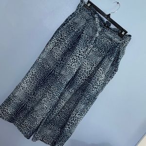 XL 100% cotton rewash brand animal print pants